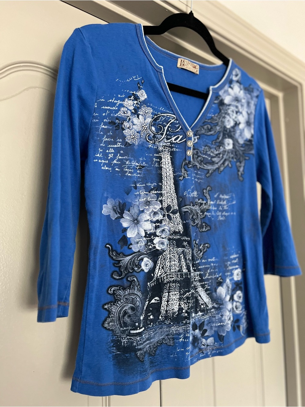 Y2K Paris Eiffel Tower Blue Canyon Rhinestone Graphic Henley Top Medium - Picture 3 of 7